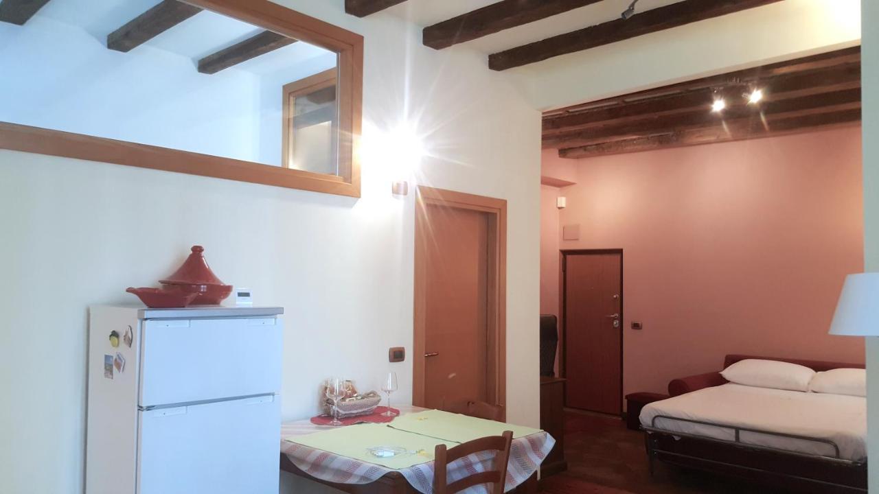 Monolocale In Centro A Verona Lejlighed Eksteriør billede